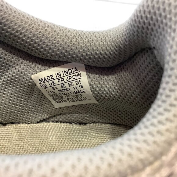 Men\'s Adidas Yeezy Boost 700 Shoes Size 7 Gray main image 5